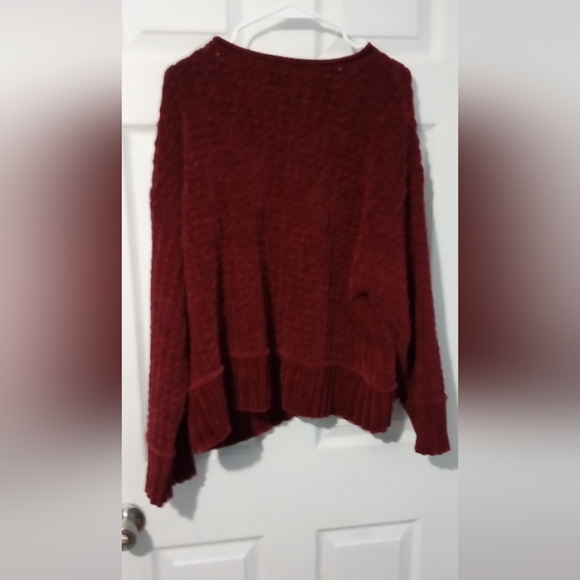 Habitat Red Crew Neck Sweater Cozy Knit Winter Essential - Picture 4 of 4